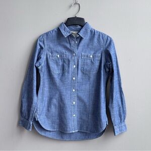 Duluth Trading Women's Free Range Organic Chambray Long Sleeve Shirt Denim Small